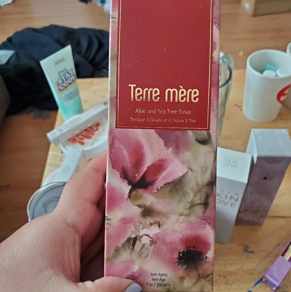 Terre mere aloe and tea tree toner
